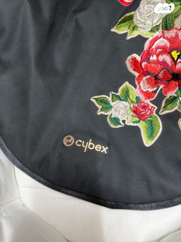 עגלת cybex