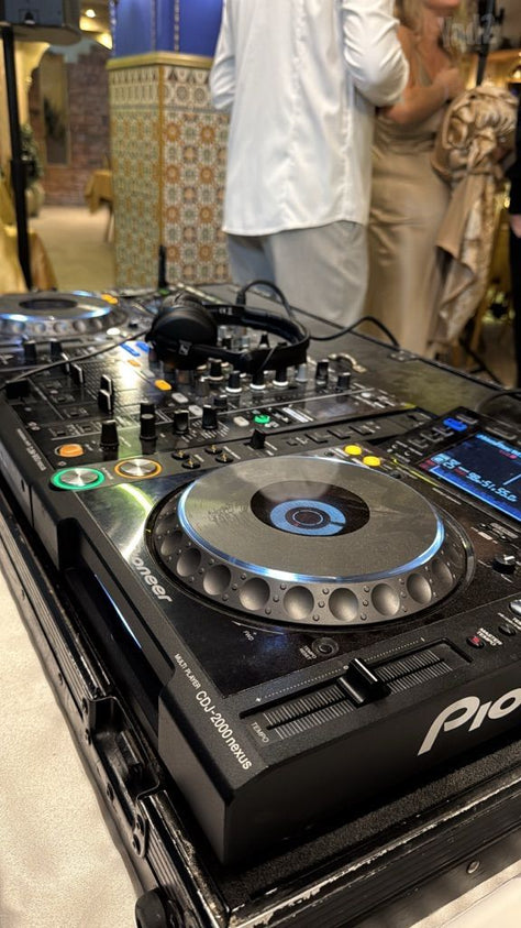 פלטת DJ