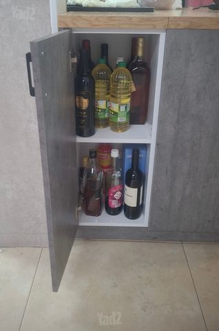 אי וכסאות