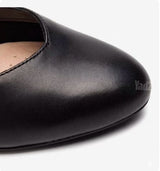 נעלי עקב Clarks