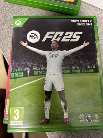 Xbox One 500GB שמור ותקין