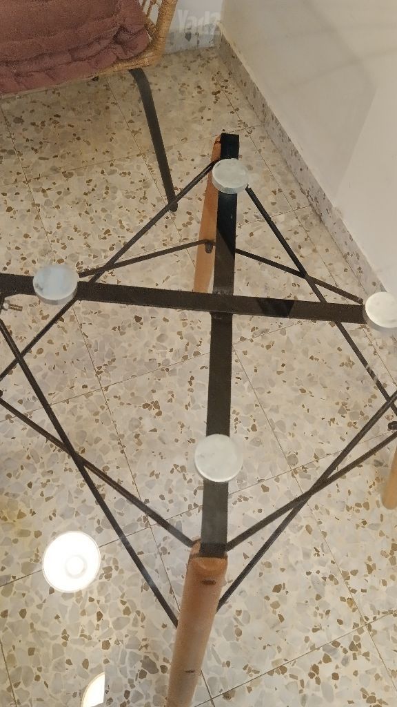 שולחן