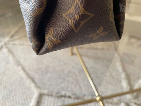 תיק קלאץ׳ Louis Vuitton