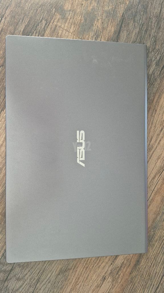 מחשב נייד ASUS VivoBook 14