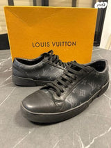 נעלי Louis Vuitton