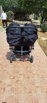 עגלת תאומים