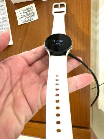 Samsung Galaxy Watch4שעון חכם