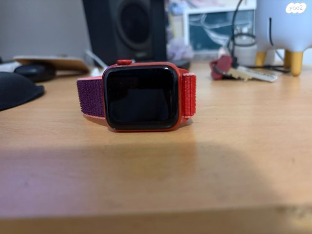 שעון אפל Apple Watch Series 6