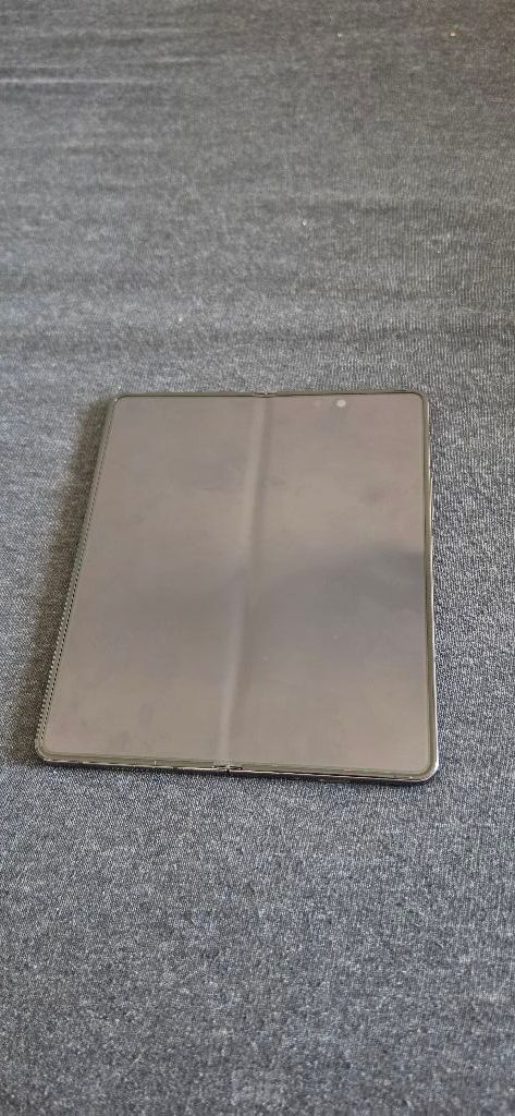 Samsung Galaxy Z Fold 5