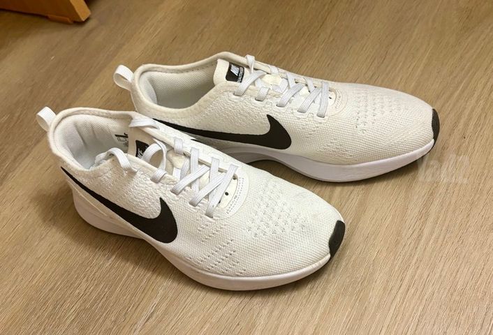 נעלי ריצה Nike