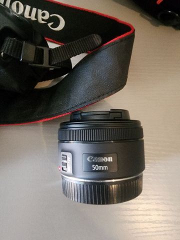 מצלמה canon 700d