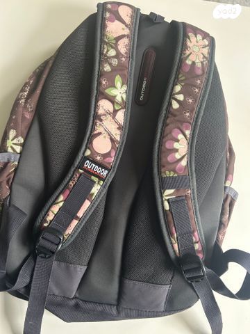 תיק  לתלמיד OUTDOOR  קל גב