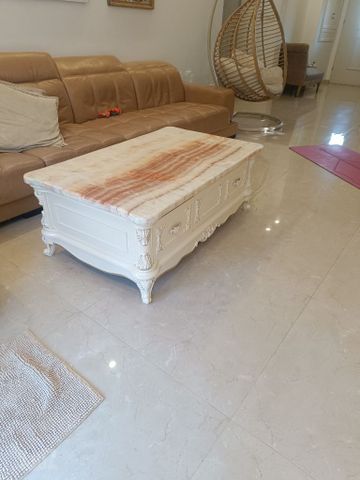 שולחן לסלון