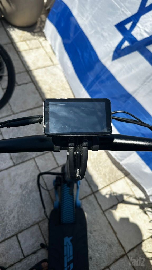 קורקינט Hunter V4