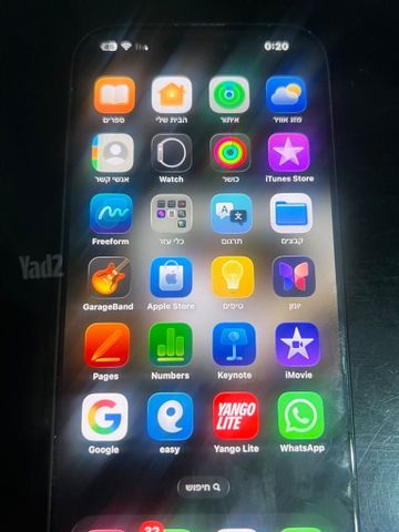 ‏iPhone