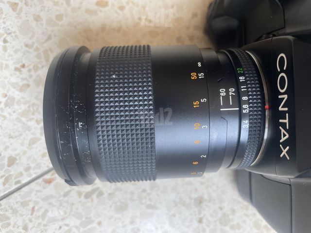 Contax ST + Zeiss 35-70mm פילם