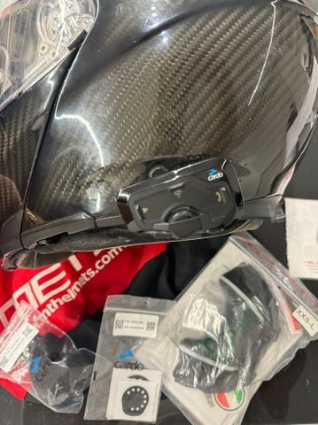 קסדת agv