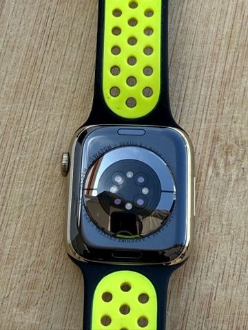 Apple Watch Series 8