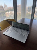 ASUS Zenbook S 14 במצב חדש