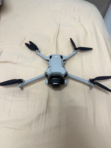 רחפן dji mini 4 pro combo