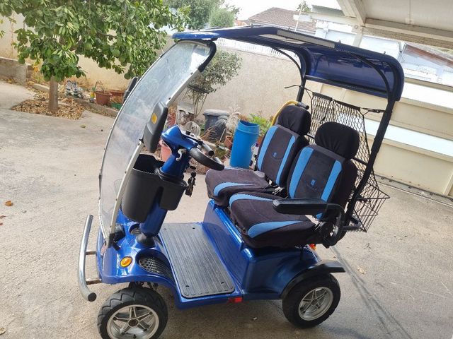קולנועית זוגית