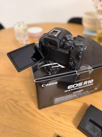 Canon r10 + עדשת קיט
