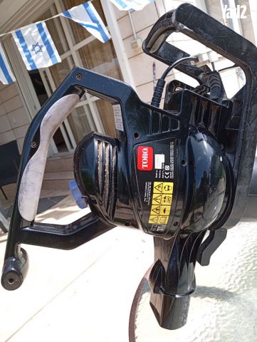 שואב עלים  TORO