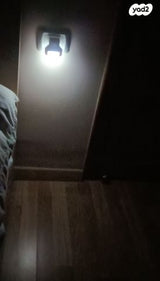 מנורת שקע קיר LED