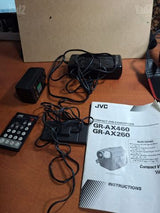 מצלמת וידאו JVC  GR-AX460