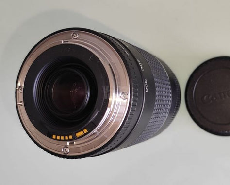 עדשת זום Canon