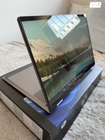 HP OmniBook X Flip בן חודש!