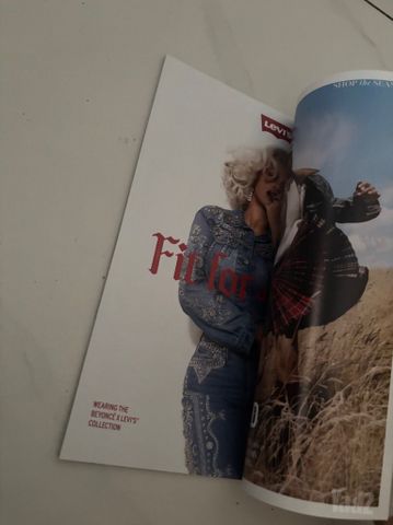 מגזין vogue