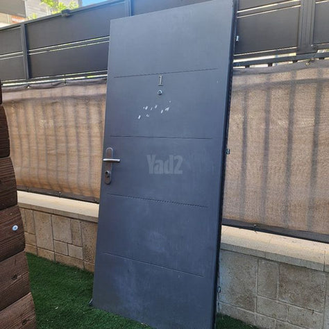 דלת רב בריח