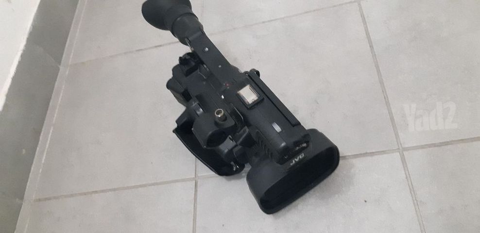 מצלמה jvc