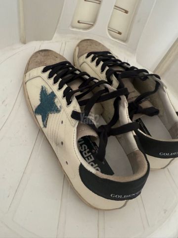 נעליים של Golden Goose