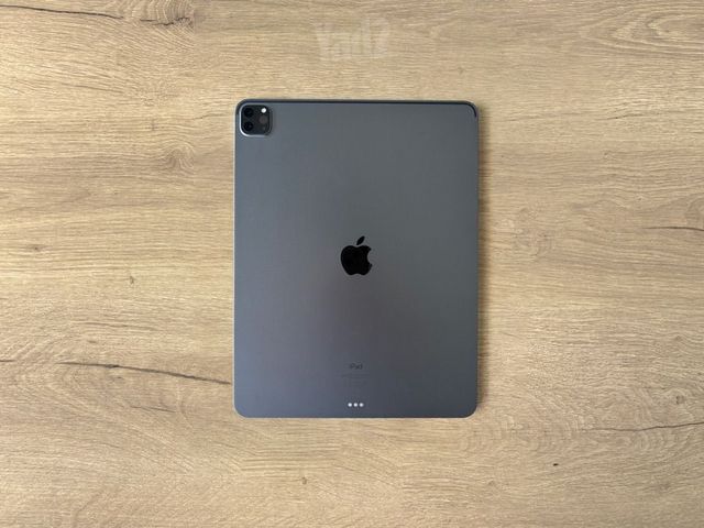 iPad Pro 12.9”(4th Gen) 128GB