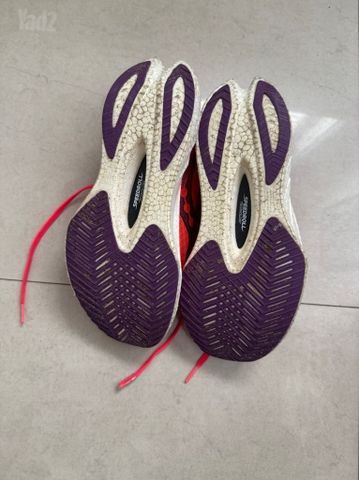 Saucony endorphin pro 4