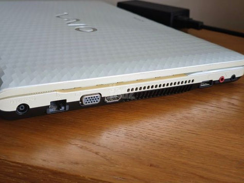 לפטופ 15.6" Sony Vaio
