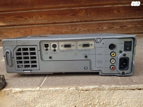 מקרן LCD