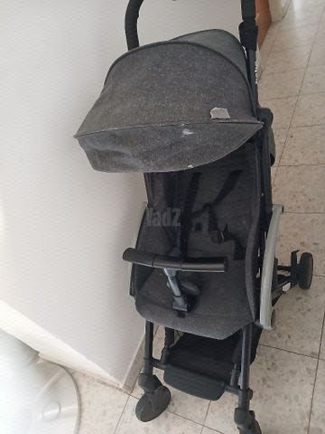 עגלת טיולון