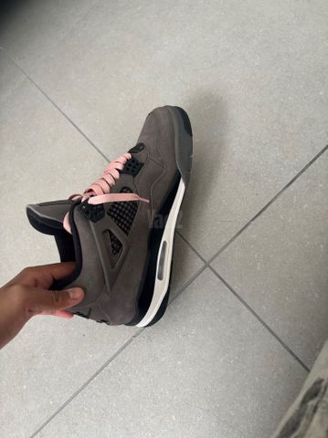 Jordan 4 cavestone