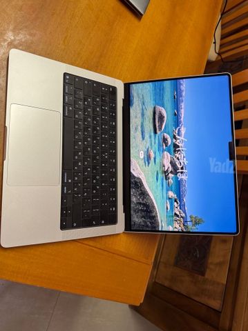 Makbook Pro M5 32GB