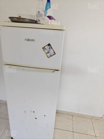 מיטה מזרן ספה מקרר