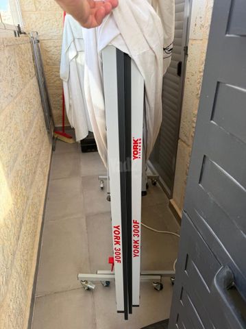 למכירה