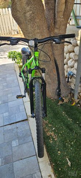 אפניים Mongoose