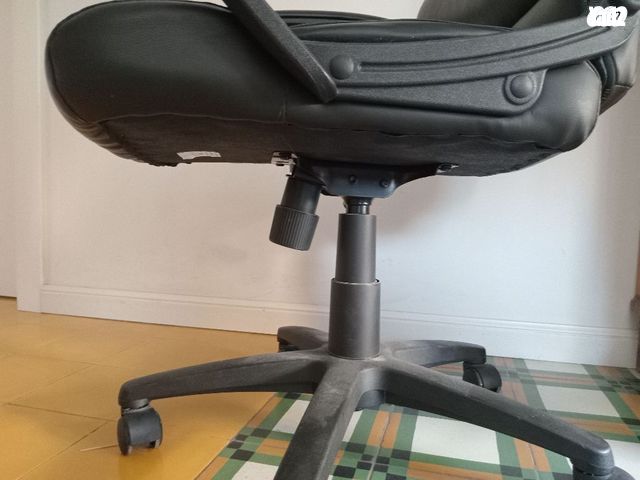 כיסא מחשב