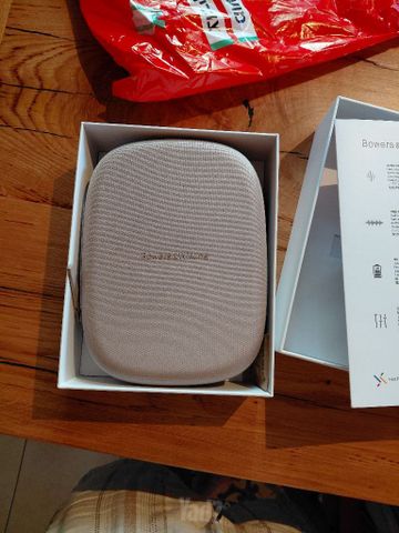 Bowers & wilkins PX8 S2