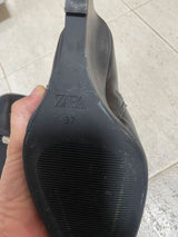 מגפון נשים זארה