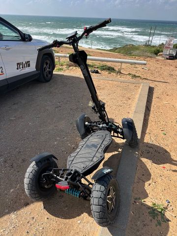 מיה פור