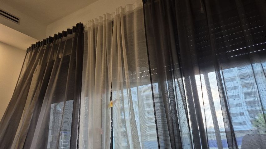 וילונות ומנורות למכירה